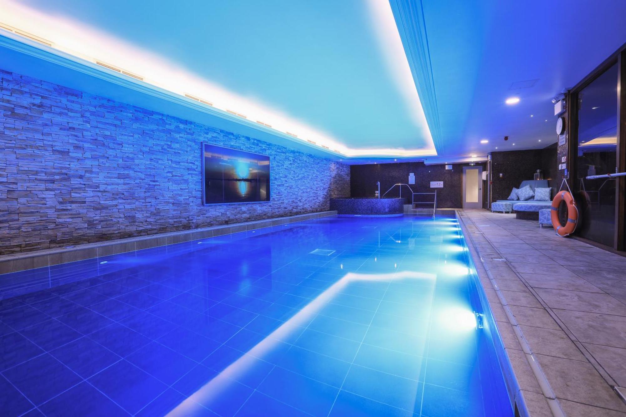 Harbour Hotel & Spa Christchurch エクステリア 写真